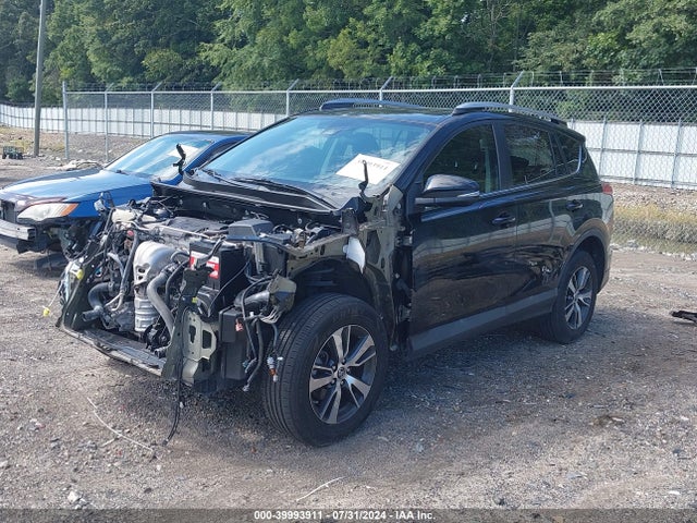 Toyota Rav4 Xle 2017 2T3WFREV1HW397310 Image 2