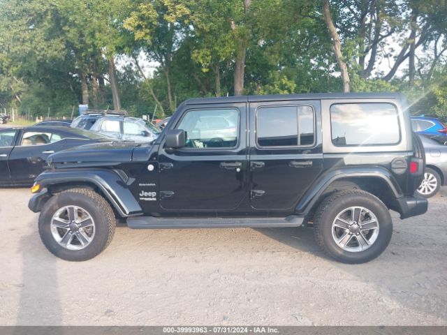 1C4HJXEG7JW311891 Jeep Wrangler Unlimited Sahara