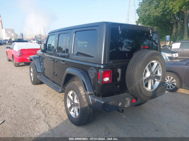 1C4HJXEG7JW311891 Jeep Wrangler Unlimited Sahara