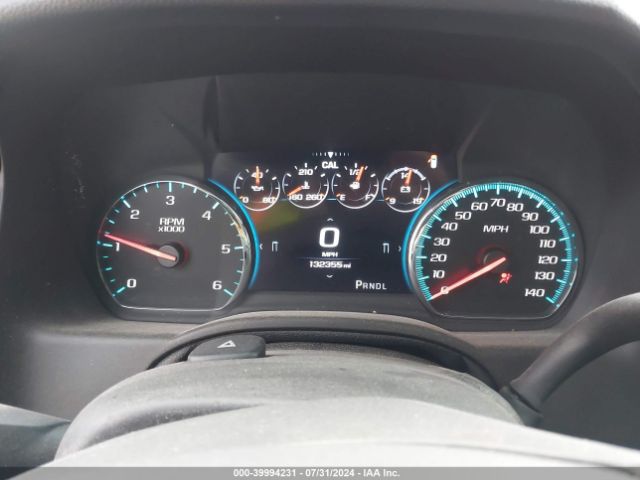 1GKS2GKCXHR332381 GMC Yukon Xl Slt