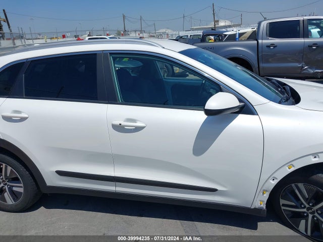 KIA Niro Lxs 2022 KNDCB3LC6N5548691 Image 14