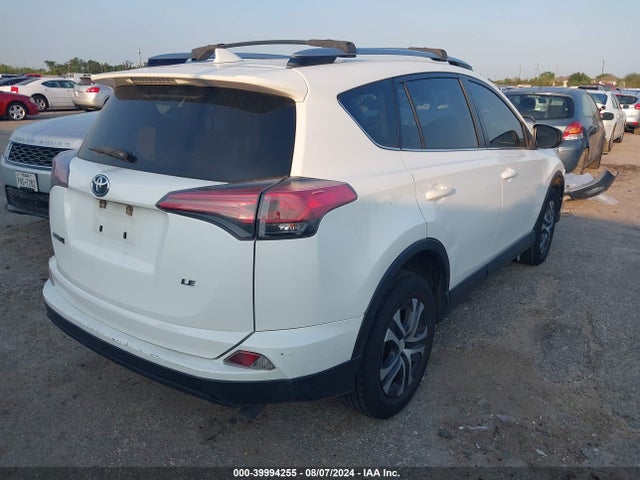 Toyota RAV4 LE 2018 JTMZFREV8JJ151534 Image 4