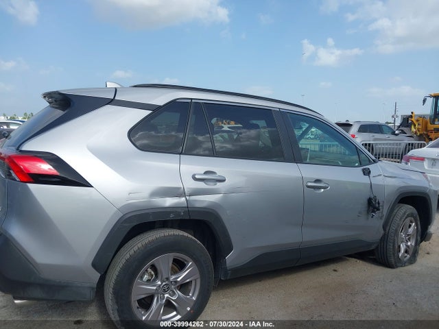 Toyota Rav4 Xle 2024 2T3W1RFV4RC272821 Image 13