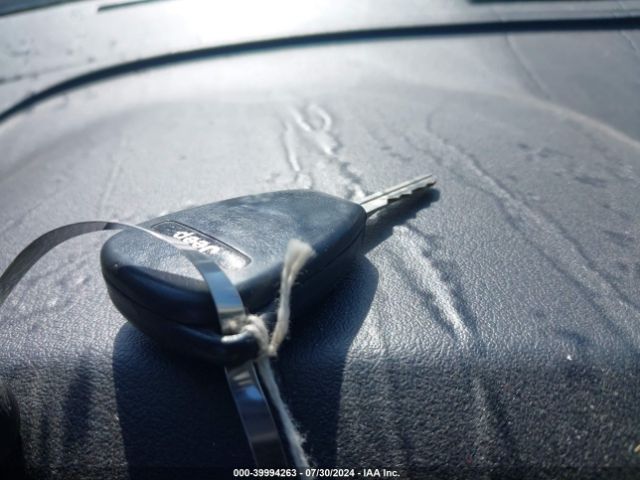 1C4NJCEB6HD163044 Jeep Compass Latitude Fwd