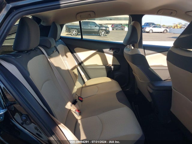 Toyota Prius Two 2017 JTDKBRFUXH3048262 Image 8