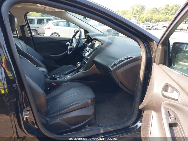 Ford Focus Titanium 2014 1FADP3J20EL275250 Image 5