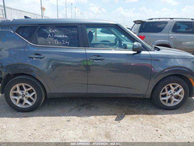 KNDJ23AU5P7882172 KIA SOUL LX