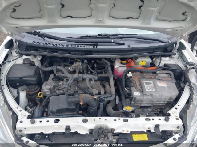 JTDKDTB31F1582117 Toyota Prius C One