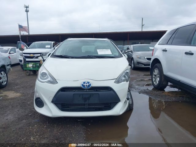 JTDKDTB31F1582117 Toyota Prius C One