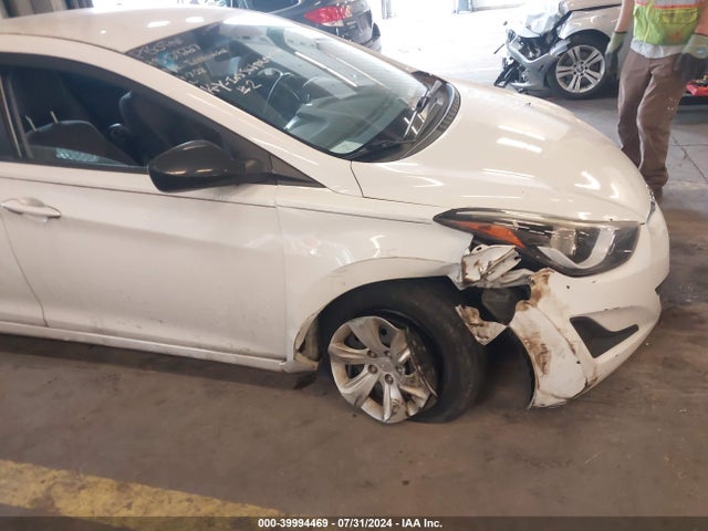 Hyundai ELANTRA SE 2016 5NPDH4AE7GH716631 Image 29