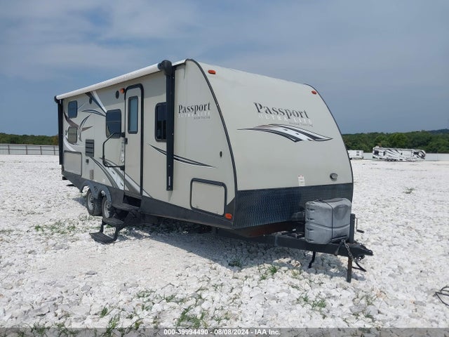 2016 KEYSTONE PASSPORT 4YDT24025GK412216