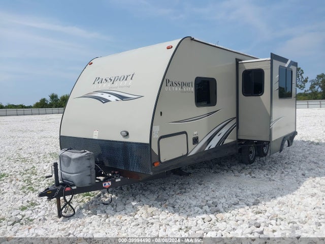 2016 KEYSTONE PASSPORT 4YDT24025GK412216 Photo 1