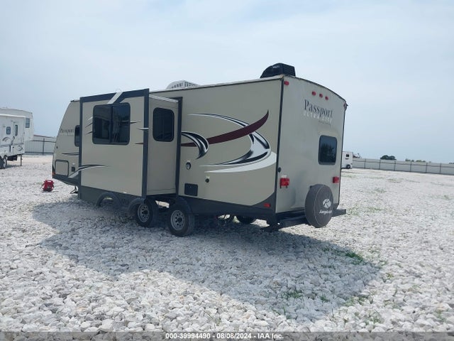 2016 KEYSTONE PASSPORT 4YDT24025GK412216 Photo 2