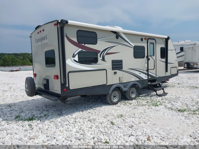2016 KEYSTONE PASSPORT 4YDT24025GK412216 Photo 3