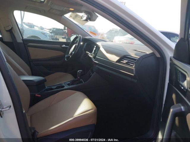 3VWE57BU1KM005186 Volkswagen Jetta 1.4t Sel