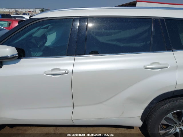 Toyota Highlander Xle 2021 5TDGZRAH9MS071827 Image 14