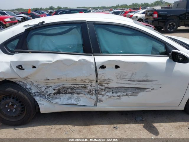 3KPF24AD9ME323702 KIA FORTE FE