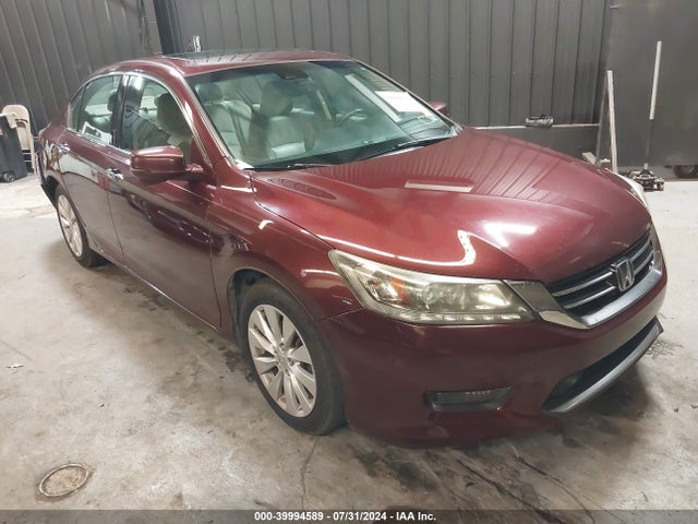 Honda Accord Touring 2014 1HGCR3F91EA040066 Image 17