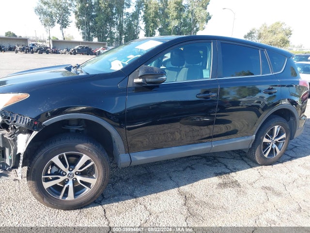 Toyota Rav4 Xle 2018 2T3WFREV3JW499763 Image 15