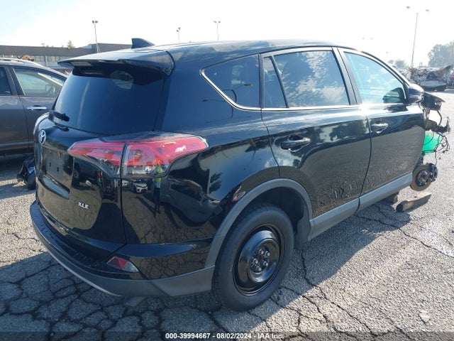 Toyota Rav4 Xle 2018 2T3WFREV3JW499763 Image 4