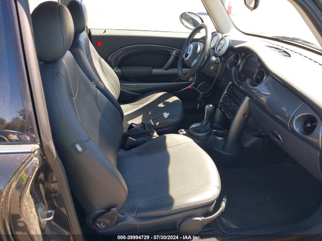 2003 MINI COOPER WMWRC33473TJ50704 Photo 4