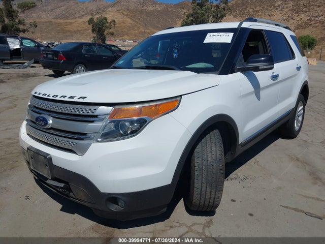 Ford EXPLORER XLT 2014 1FM5K7D85EGA23678 Image 2