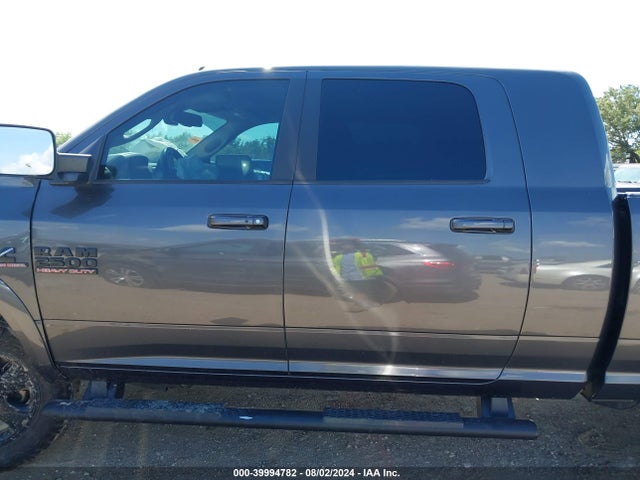 3C6UR5NL2JG308346 RAM 2500 Laramie Mega Cab 4x4 6'4 Box