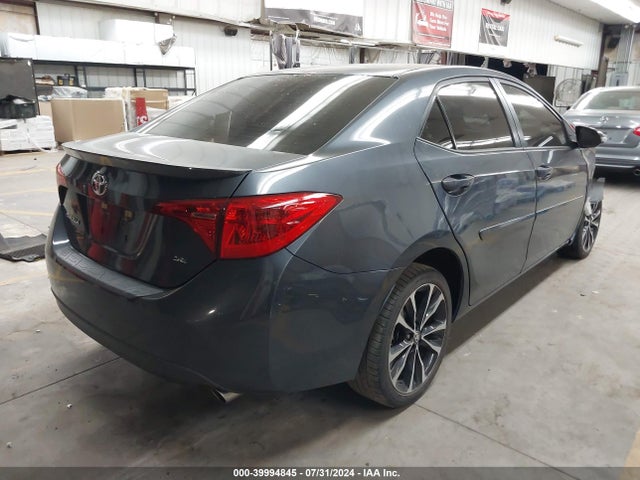 Toyota COROLLA SE 2018 5YFBURHE1JP754775 Image 4
