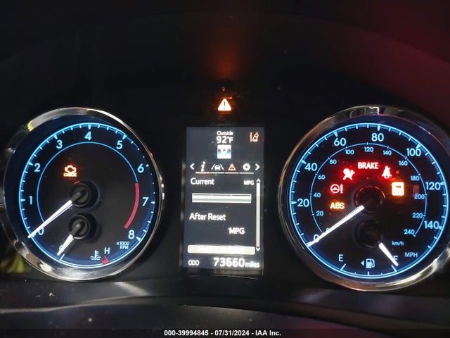 Toyota COROLLA SE 2018 5YFBURHE1JP754775 Image 7