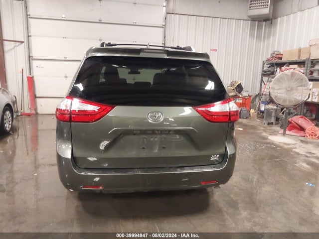 Toyota SIENNA XLE 2019 5TDDZ3DC2KS219460 Image 17