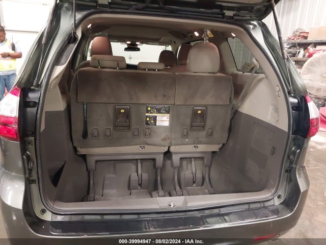 Toyota SIENNA XLE 2019 5TDDZ3DC2KS219460 Image 18