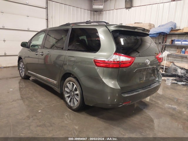 Toyota SIENNA XLE 2019 5TDDZ3DC2KS219460 Image 3