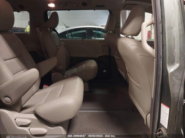 Toyota SIENNA XLE 2019 5TDDZ3DC2KS219460 Image 8