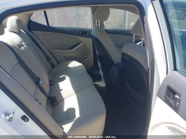 KNAGM4A74F5546539 KIA Optima Lx