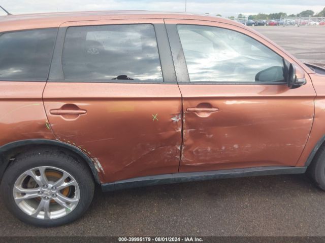 JA4AZ3A33FZ013702 Mitsubishi Outlander Se