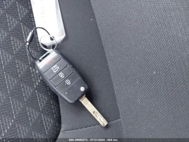 3KPA25AD0NE466667 KIA Rio 5-door S