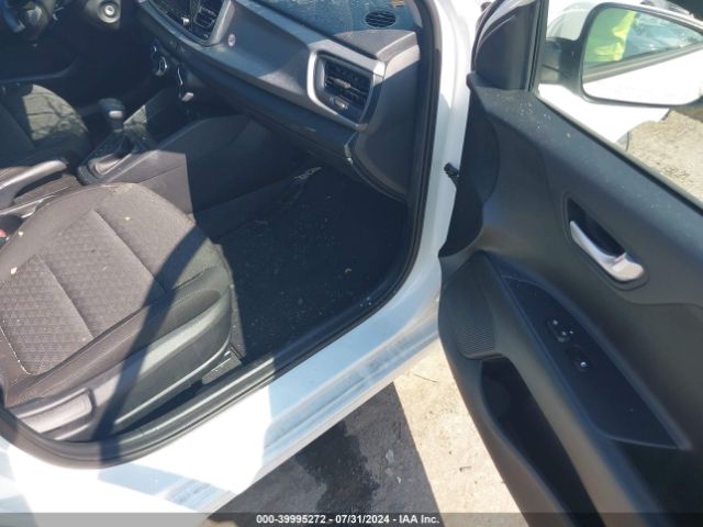 3KPA25AD0NE466667 KIA Rio 5-door S