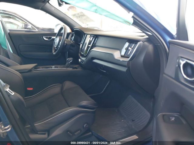 LYV102RM6JB096369 Volvo Xc60 T5 R-design