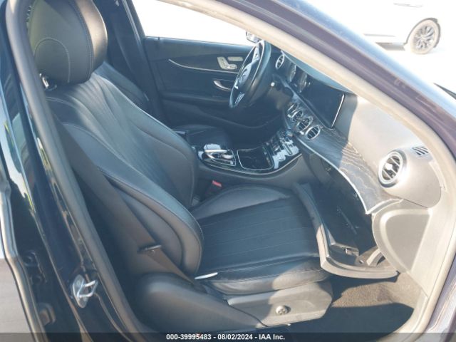 WDDZF4JB9HA035385 Mercedes-Benz E 300