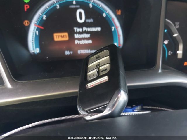 JHMFC1F93JX013930 Honda Civic Touring