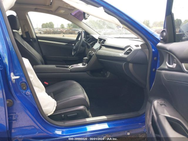 JHMFC1F93JX013930 Honda Civic Touring