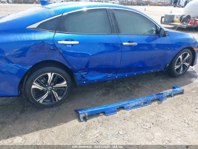 JHMFC1F93JX013930 Honda Civic Touring