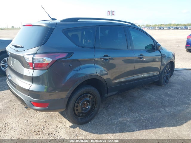 Ford ESCAPE SE 2017 1FMCU0GD9HUC24345 Image 4