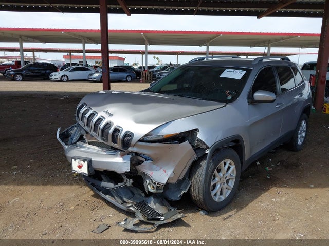 1C4PJMCX2JD535367 Jeep Cherokee Latitude 4x4