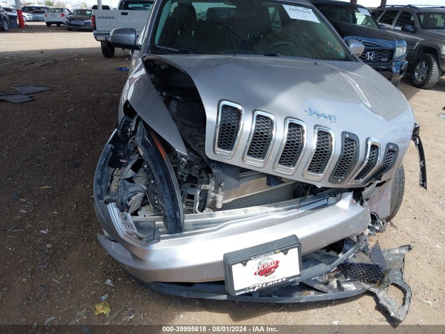 1C4PJMCX2JD535367 Jeep Cherokee Latitude 4x4