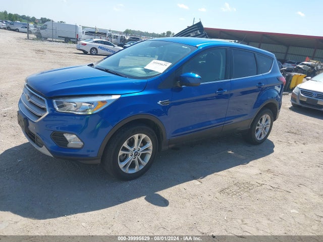 Ford ESCAPE SE 2019 1FMCU9GD2KUB29167 Image 2