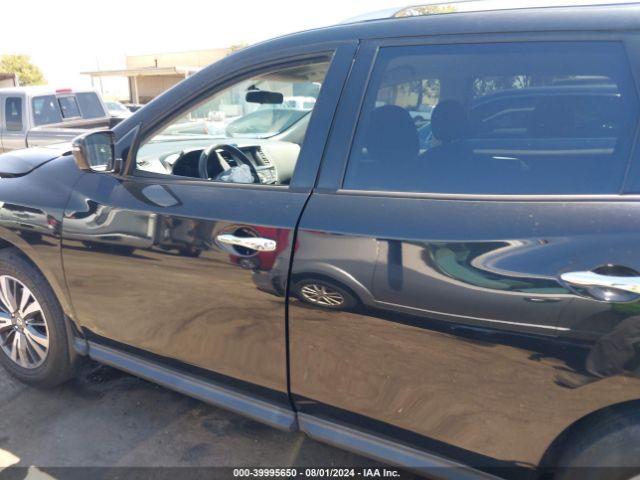 5N1DR2MM9HC629357 Nissan Pathfinder S