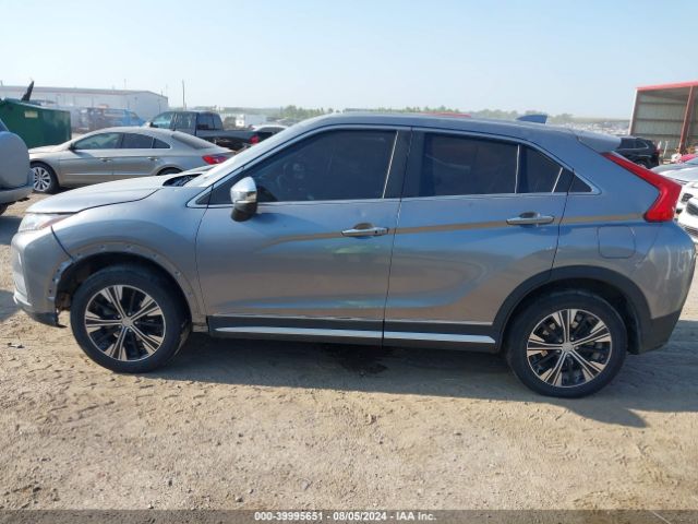 JA4AT5AA9JZ048278 Mitsubishi Eclipse Cross Se