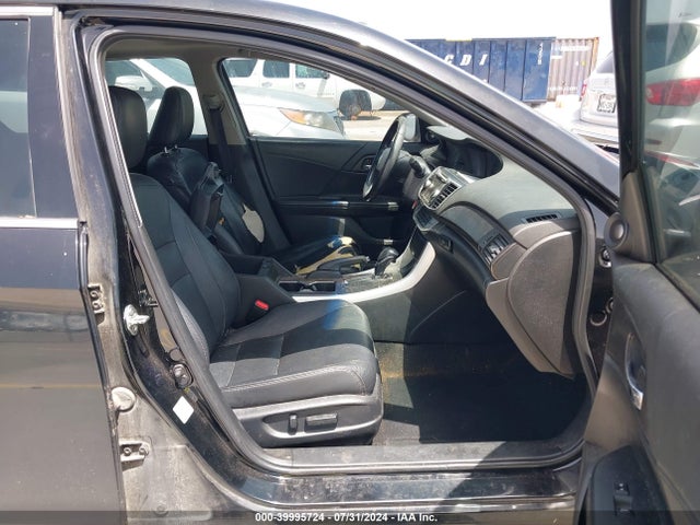 39995724 :رقم المزاد ، 1HGCR3F8XDA036653 vin ، 2013 Honda Accord Ex-l V-6 مزاد بيع