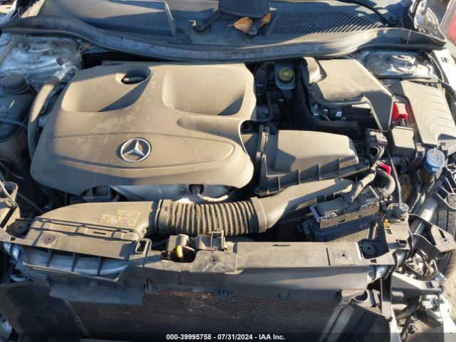 WDCTG4GB3HJ333803 Mercedes-Benz Gla 250 4matic